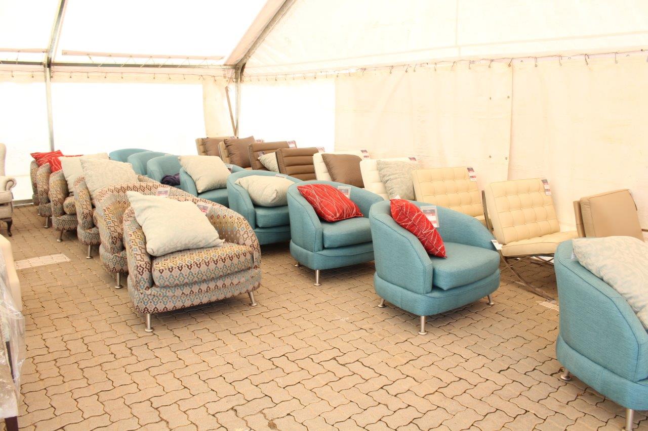 Locals Line Up To Take Advantage Of Furniture Sale Lowvelder